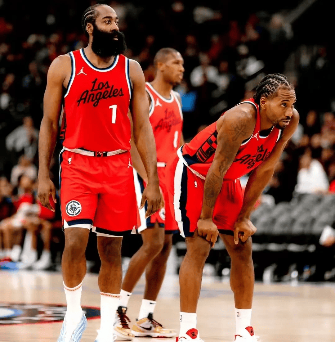 哈登vs快船，巨星对决如何收场？